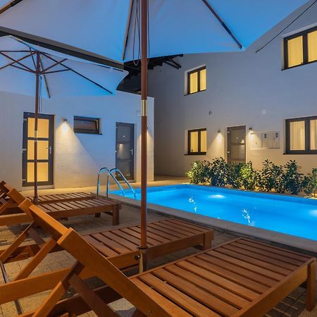 Goldberg Apartments โอซีเยก ภายนอก รูปภาพ